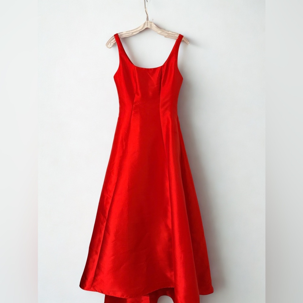 Elegant Red A-Line Evening Dress